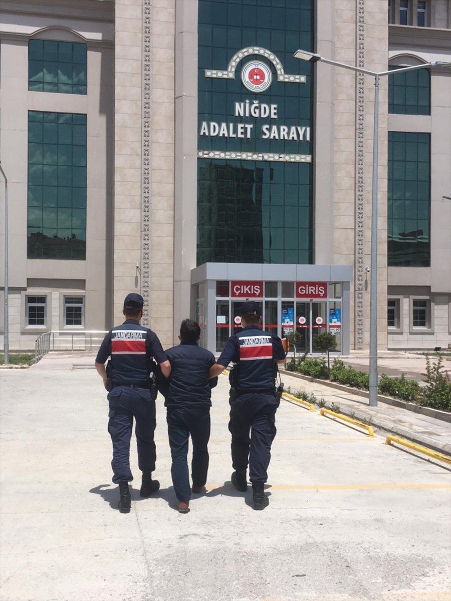 Niğde'de Fetö Firarisi Babasının Evinde Yakalandı