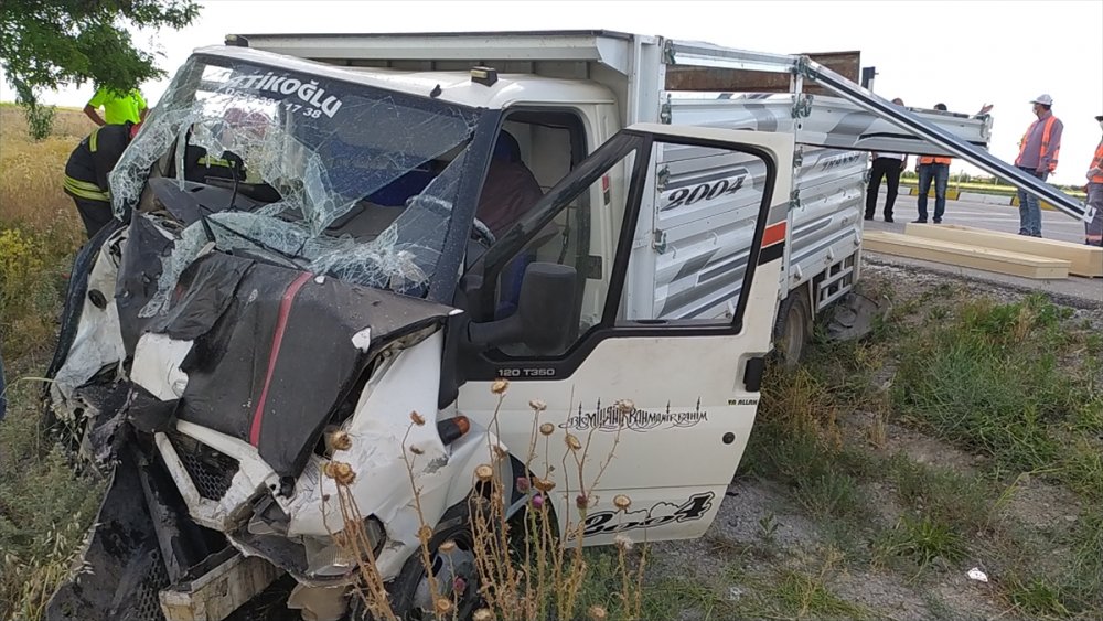Konya Aksaray Yolundaki Feci Kazada Karı Koca Hayatını Kaybetti