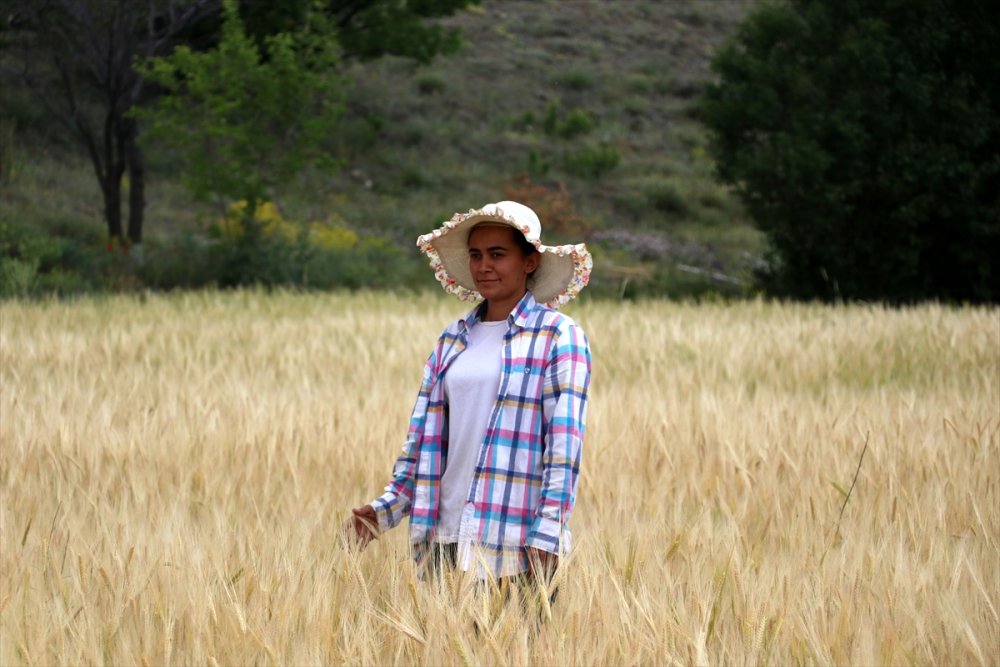 İş Bulamayan Genç Kadın İşinin Patronu Oldu