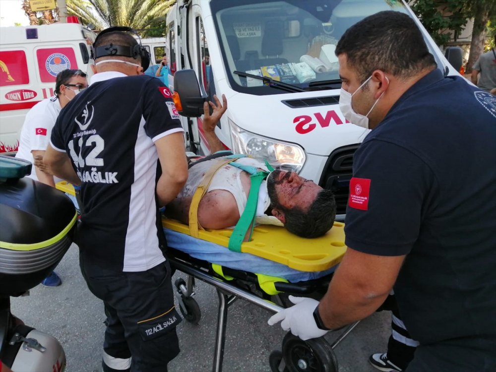 Patlayan Lastiğe Bakarken Canından Oluyordu