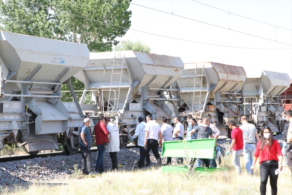 Niğde'de Trenin Çarptığı Vatandaş Hayatını Kaybetti