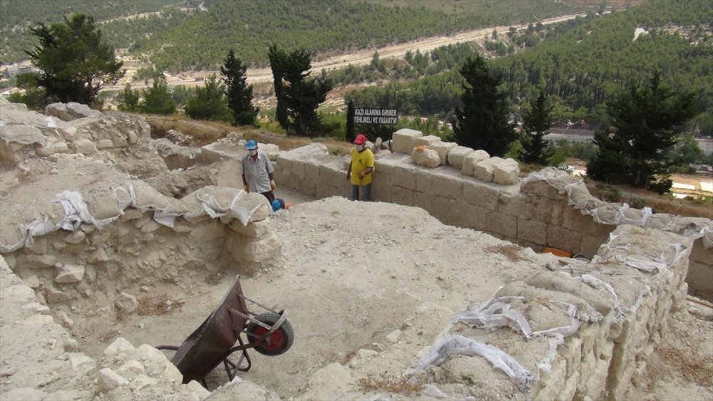 Karamanoğulları'nın da Mirası Tarihi Silifke Kalesi'nde Son Durum