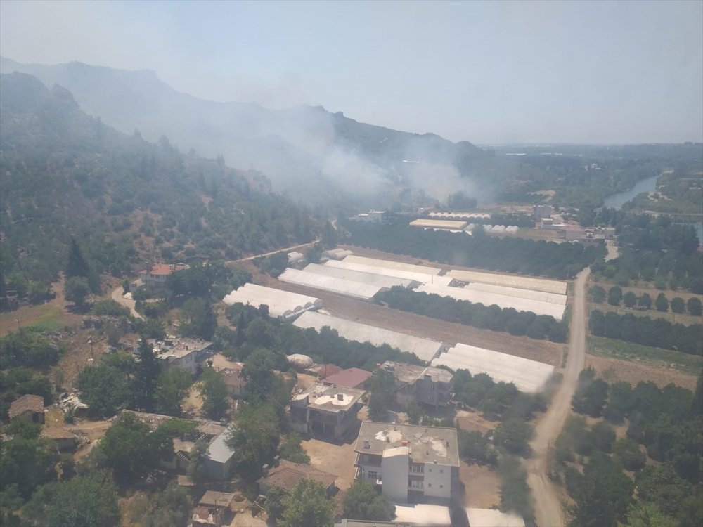 Manavgat'ta Çıkan Orman Yangını Söndürüldü