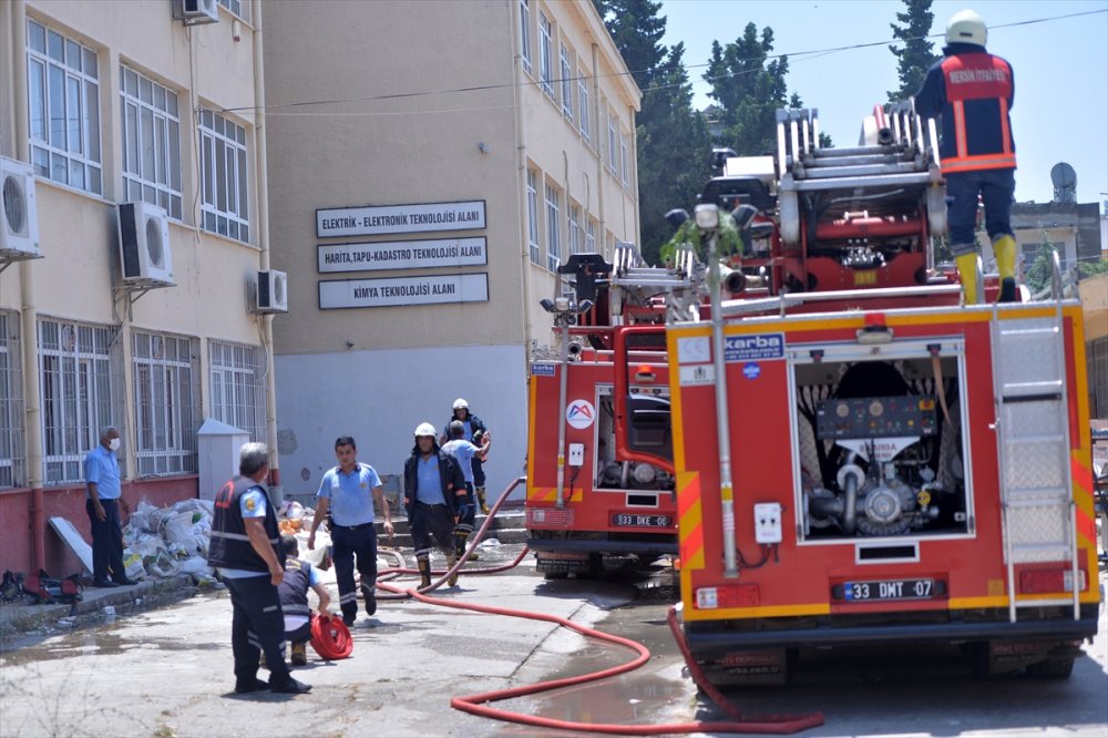 Mersin'de Kimya Laboratuvarında Patlamada 2 Öğretmen Yaralandı