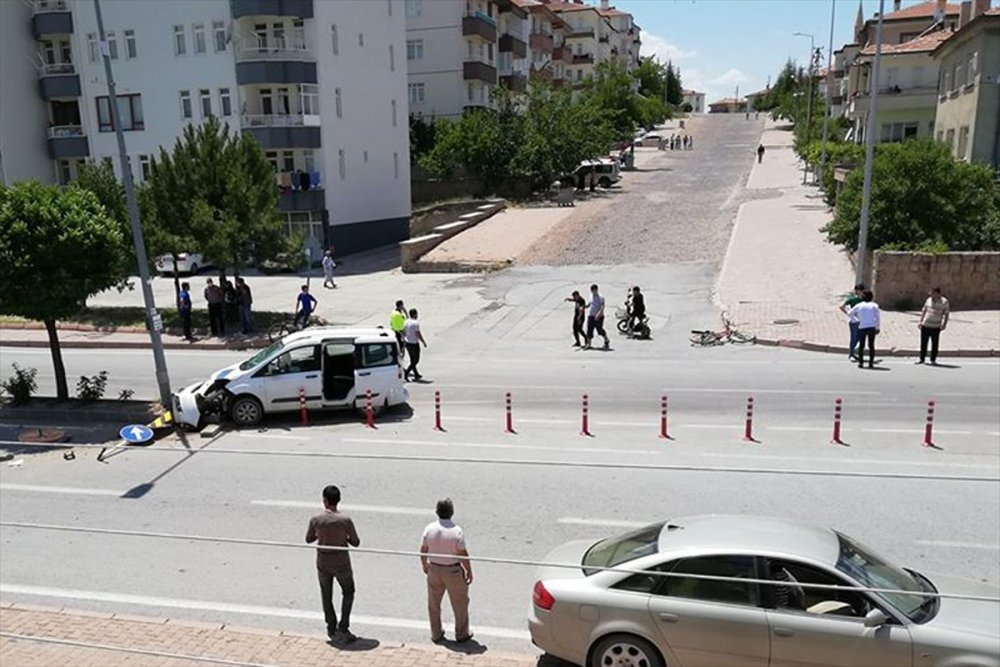 Kayseri'de Hafif Ticari Aracın Çarptığı Bisikletli Çocuk Yaşamını Yitirdi