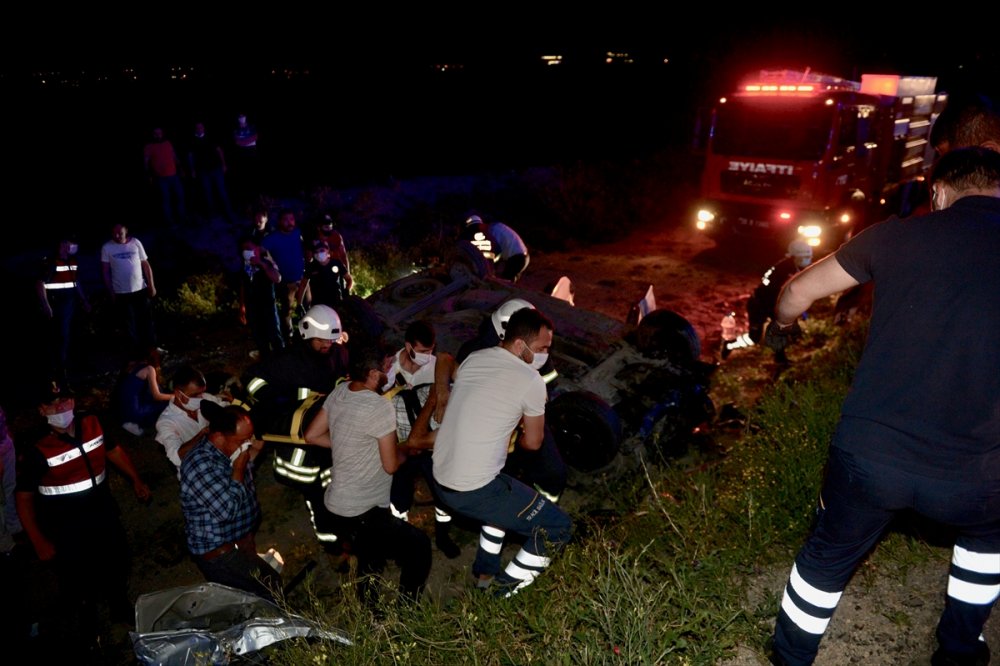 Eskişehir'de Trafik Kazası: 1 Ölü, 5 Yaralı
