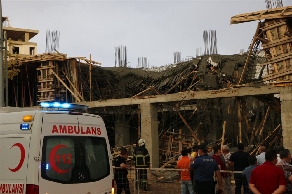 Aksaray'da İnşaatta Meydana Gelen Çökmede İki İşçi Yaralandı