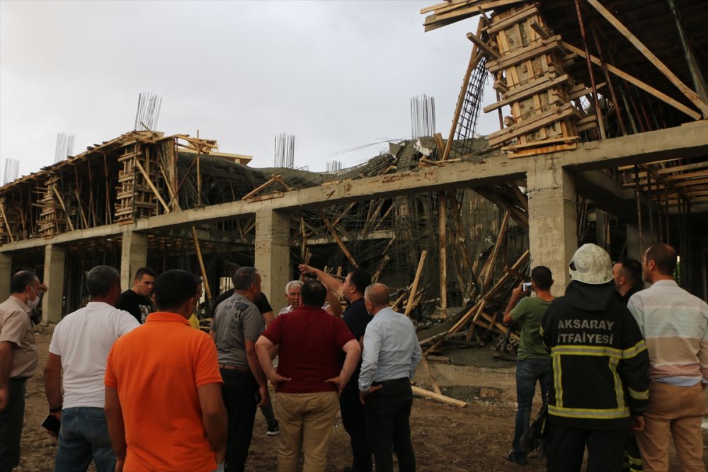 Aksaray'da İnşaatta Meydana Gelen Çökmede İki İşçi Yaralandı