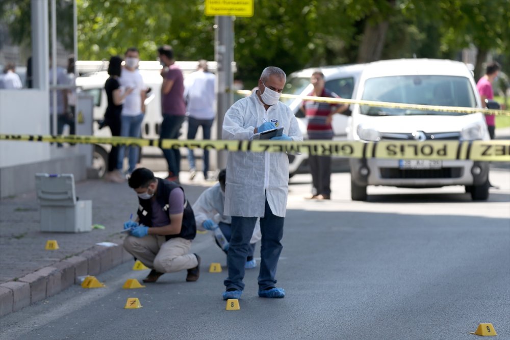 Kayseri'de Silahlı Ve Bıçaklı Kavga: 2 Yaralı
