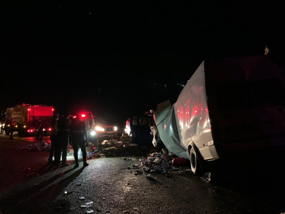 Antalya Yolunda Feci Kaza Ölü ve Yaralılar Var