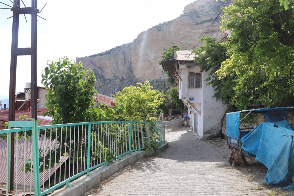 Ermenek Fesleğen Kokulu Sokaklarıyla Misafirlerini Ağırlıyor