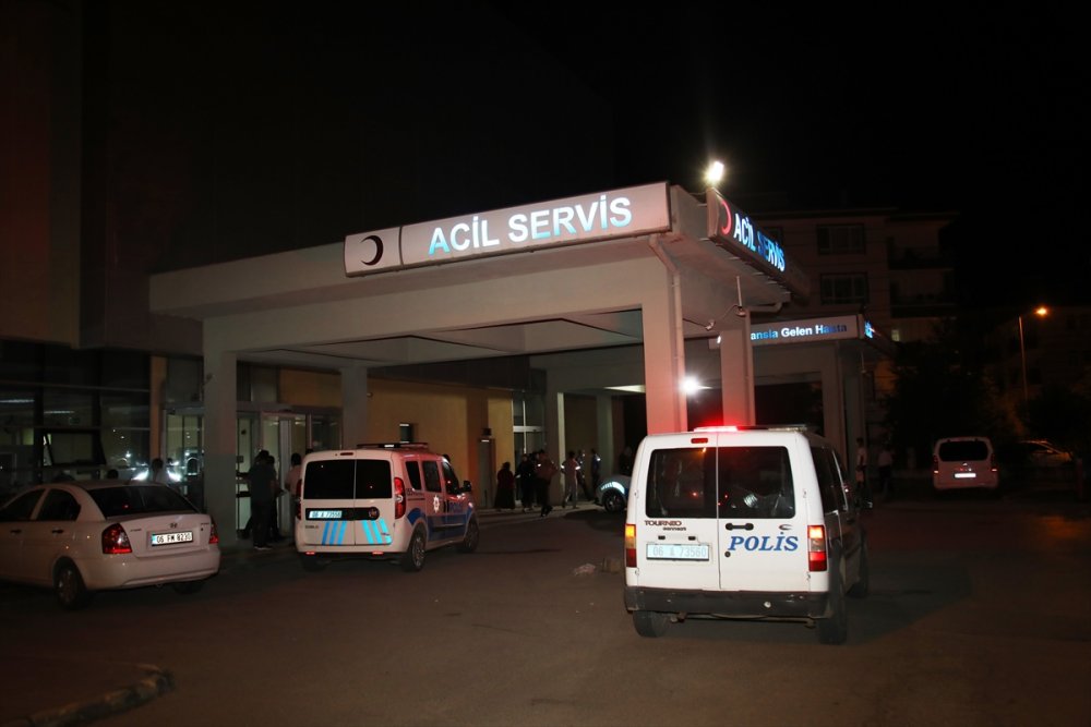 Ankara'da Bıçaklı Kavga: 2 Yaralı