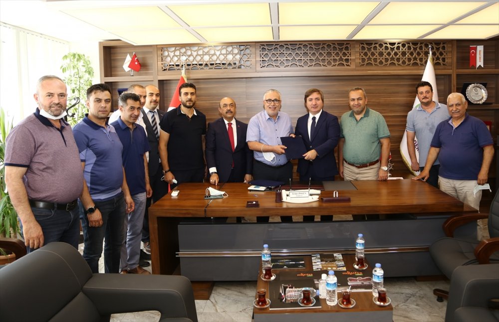 Aksaray'da Bu Liseye Gidecek Öğrencilere Burs ve Staj İmkanı