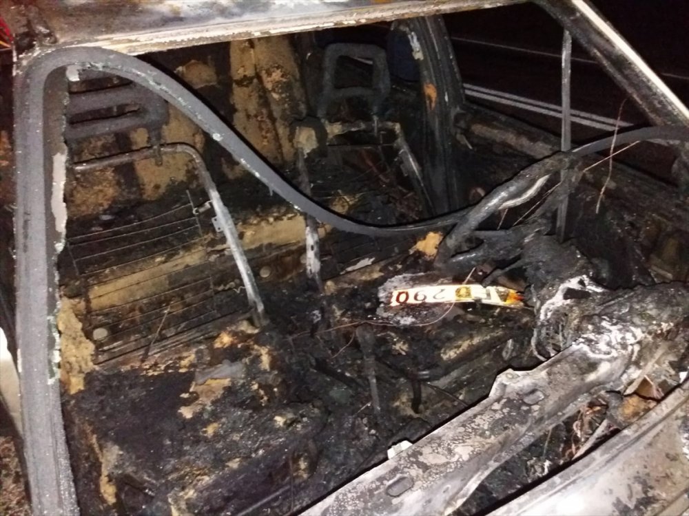 Beyşehir'de Otomobil Yangını