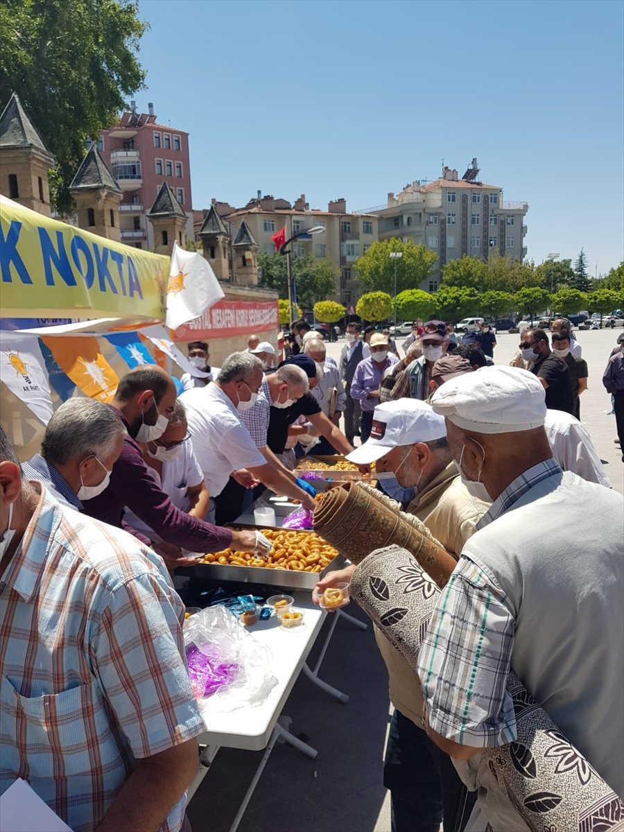 Karaman Ayasofya Kararını Lokmayla Kutladı