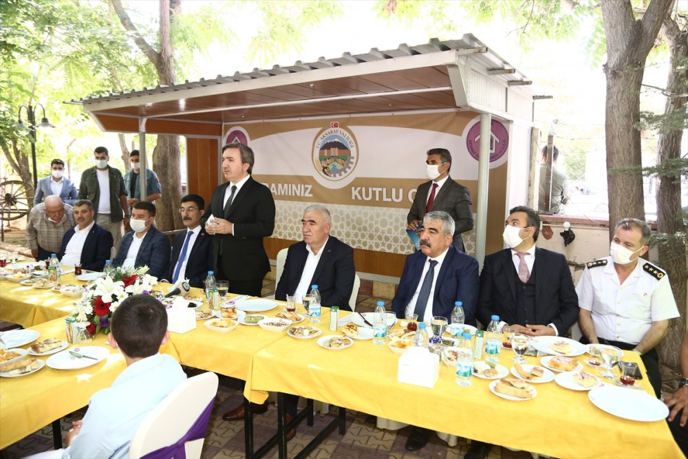 Aksaray'da Bayramlaşma Töreni Düzenlendi
