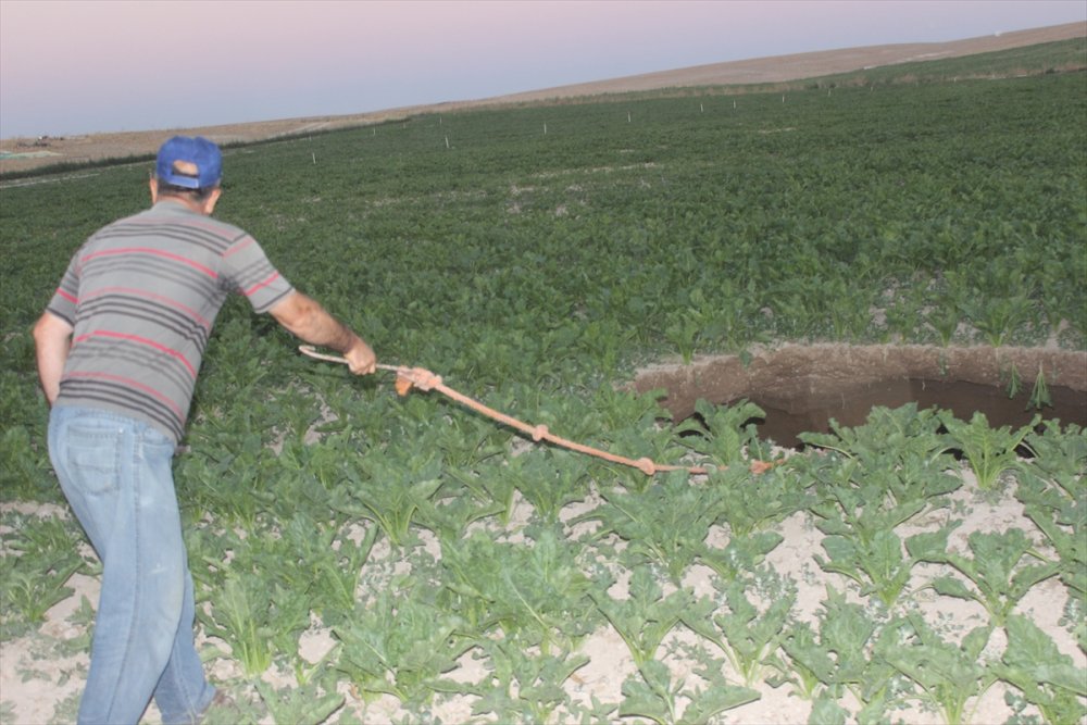 Konya Karapınar'da Oluşan Obruklar Korkutmaya Devam Ediyor