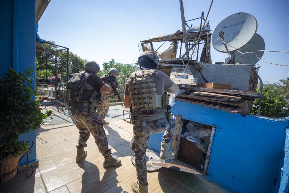 Zehir Tacirlerine Bayram Operasyonu