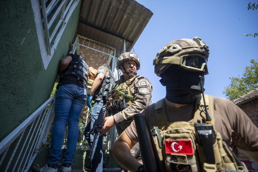 Zehir Tacirlerine Bayram Operasyonu