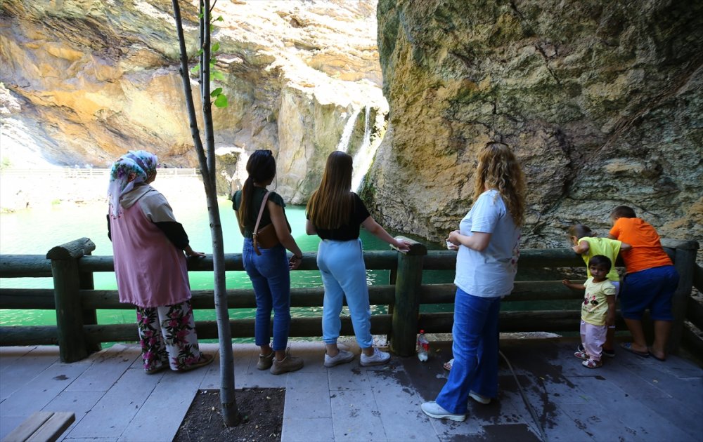 Torosların el değmemiş güzelliği: Çetmi Şelalesi