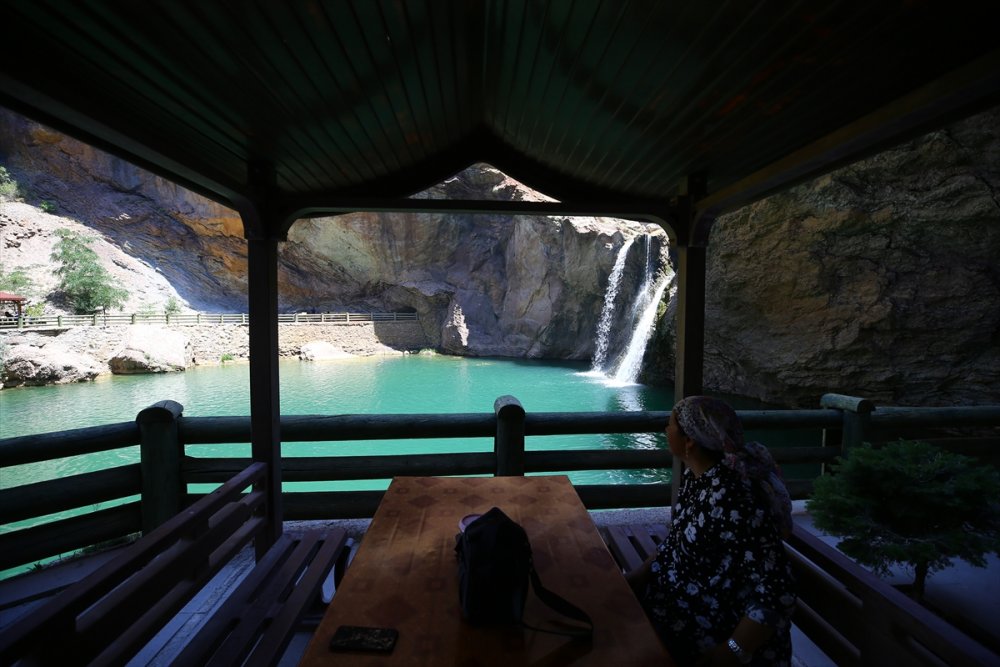 Torosların el değmemiş güzelliği: Çetmi Şelalesi