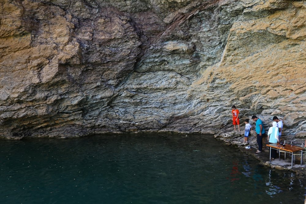Torosların el değmemiş güzelliği: Çetmi Şelalesi