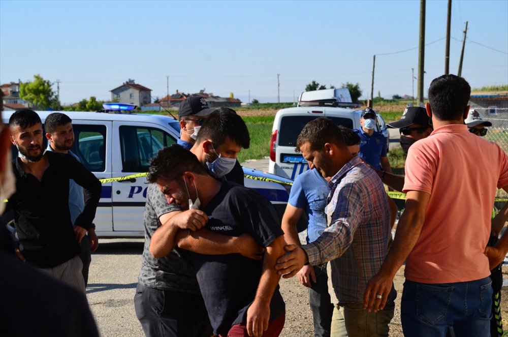 Konya'da Kontrolden Çıkan Araç Eve Çarptı: Bir Ölü