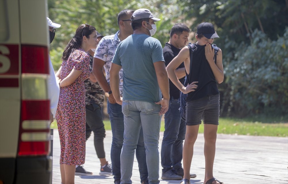 Antalya'da Asansör Boşluğunda Erkek Cesedi Bulundu