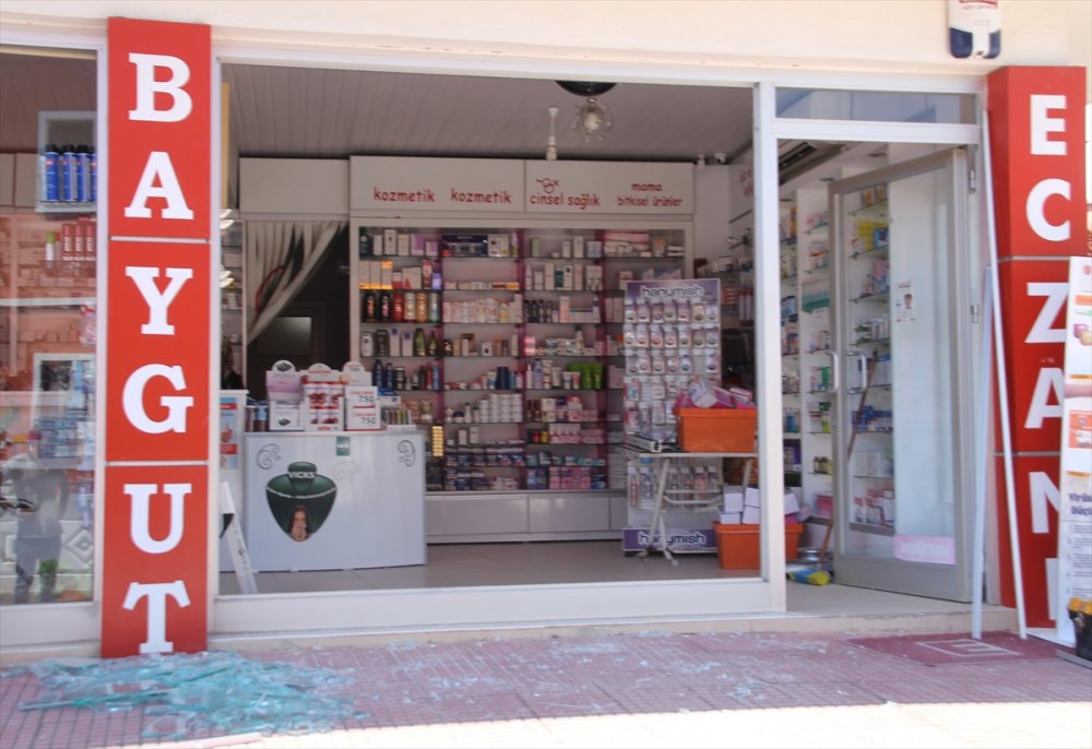 Antalya'da Eczaneye Silahlı Saldırı Zanlısı Yakalandı