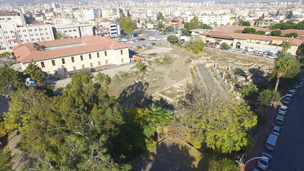 Mersin'de Temel Kazısı Sırasında Bulunan Antik Roma Yolu Turizme Kazandırılıyor