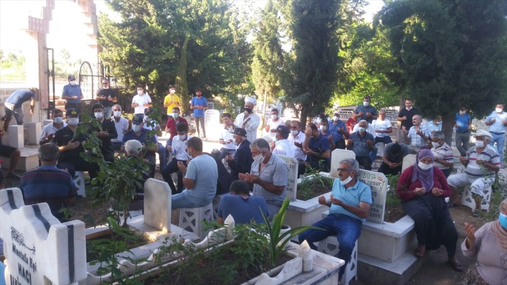 Kıbrıs Gazisi Mehmet Sarı Mersin'de Son Yolculuğuna Uğurlandı