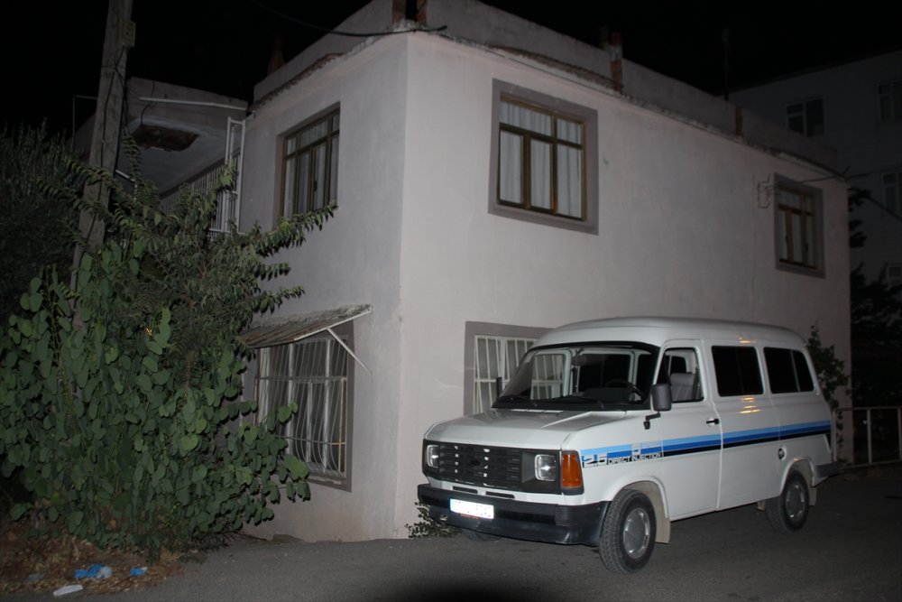 Antalya'da Arkadaşların Tartışması Cinayetle Bitti