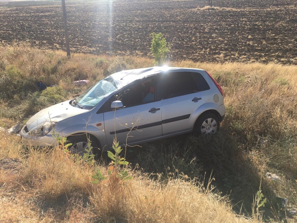 Konya’da Otomobil Takla Attı: 2 Yaralı