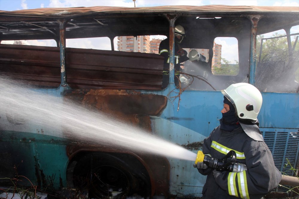 Geleceğin İtfaiyecileri Stajlarını Tamamladı