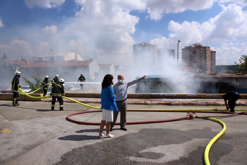 Geleceğin İtfaiyecileri Stajlarını Tamamladı