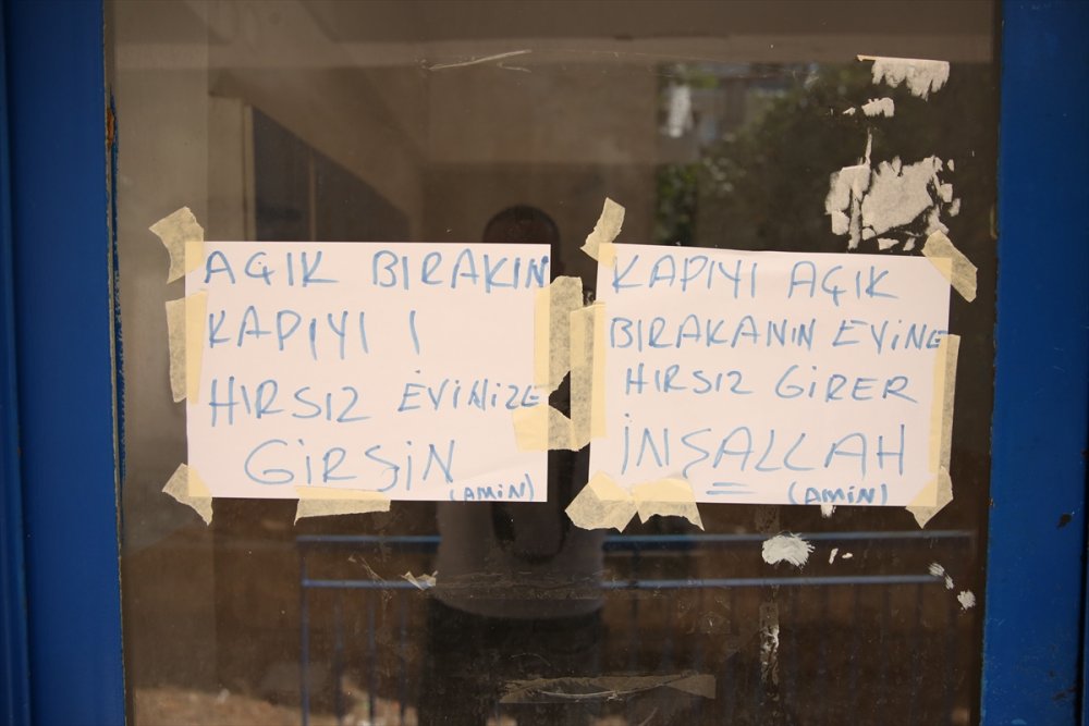 Komşularını Uyarmak İçin 