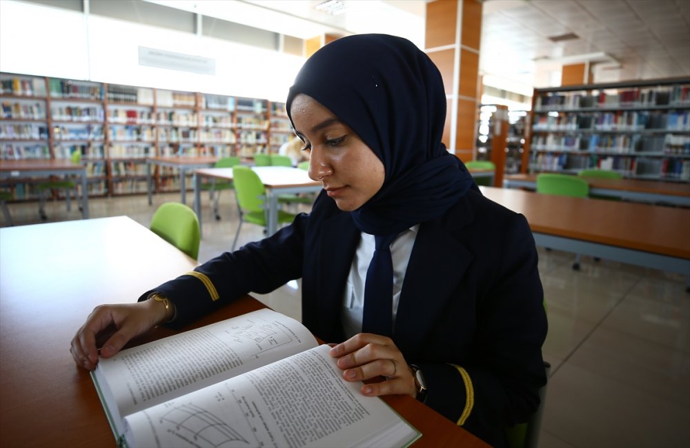 Pilot Olma Hayallerini Gerçekleştirmek İçin Türkiye'yi Seçtiler