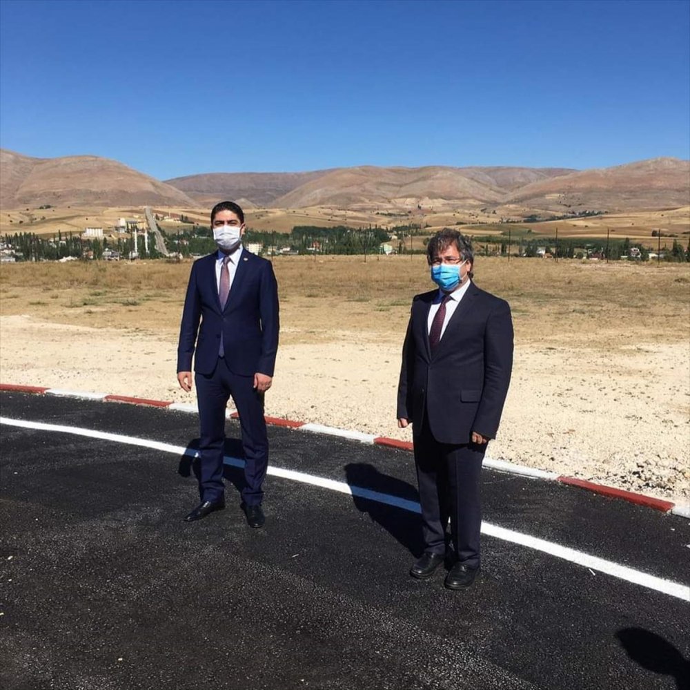 Kayseri'nin Sarız İlçesine Helikopter Pisti Yapıldı