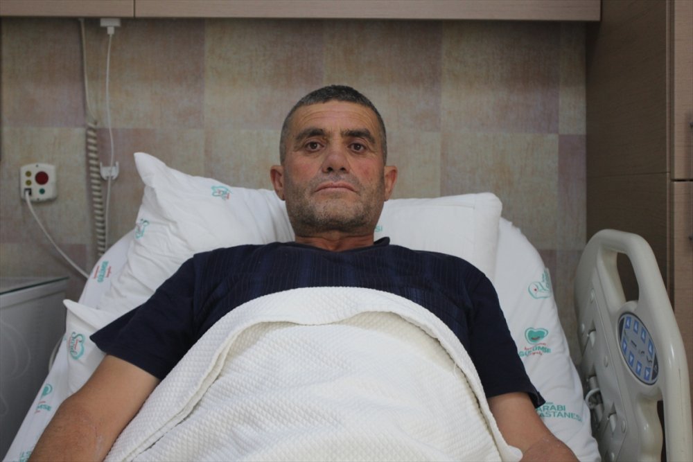 Bel Ağrısı Şikayetiyle Doktora Müracaat Eden Kişi 