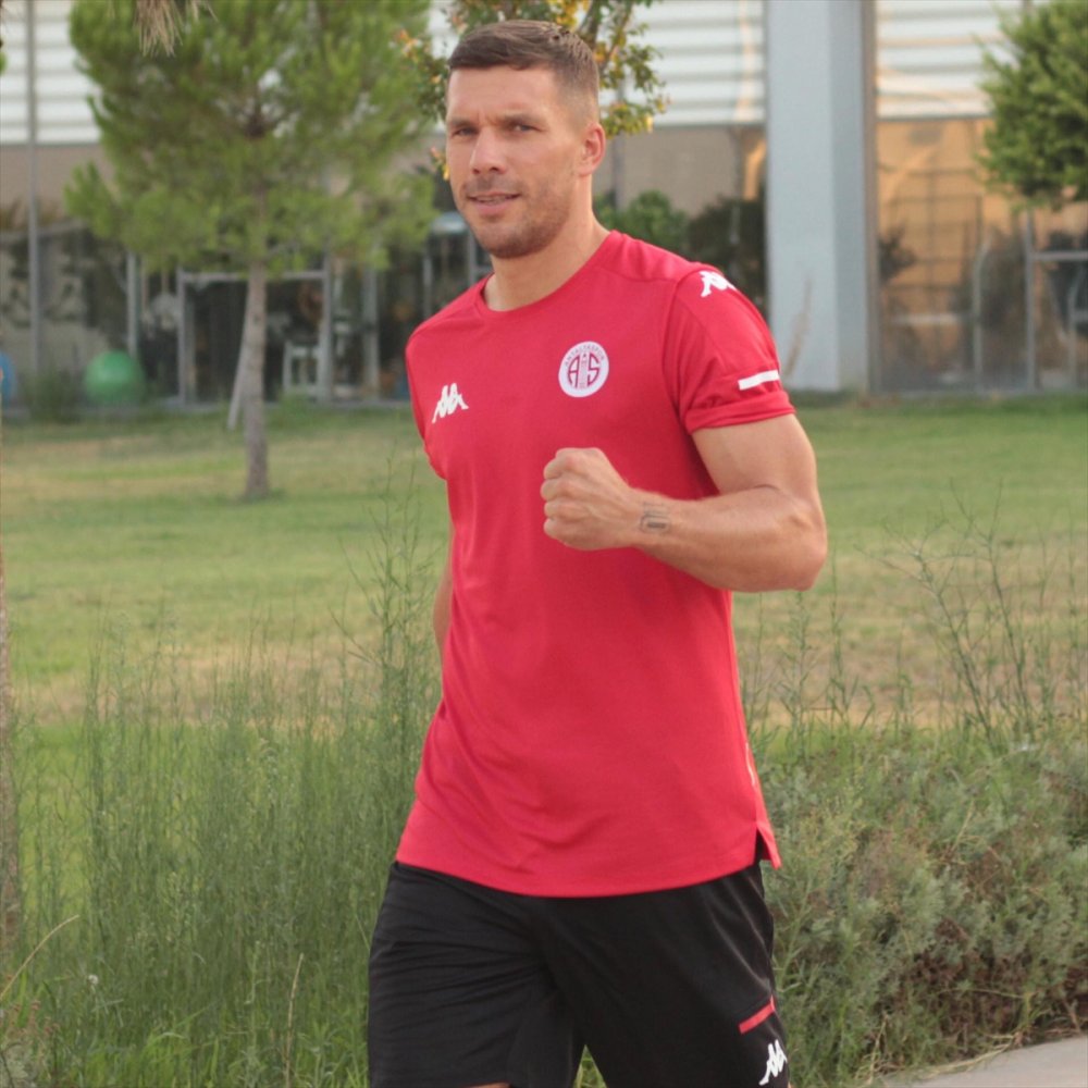 Nuri Şahin, Antalyaspor İle İlk Antrenmanına Çıktı