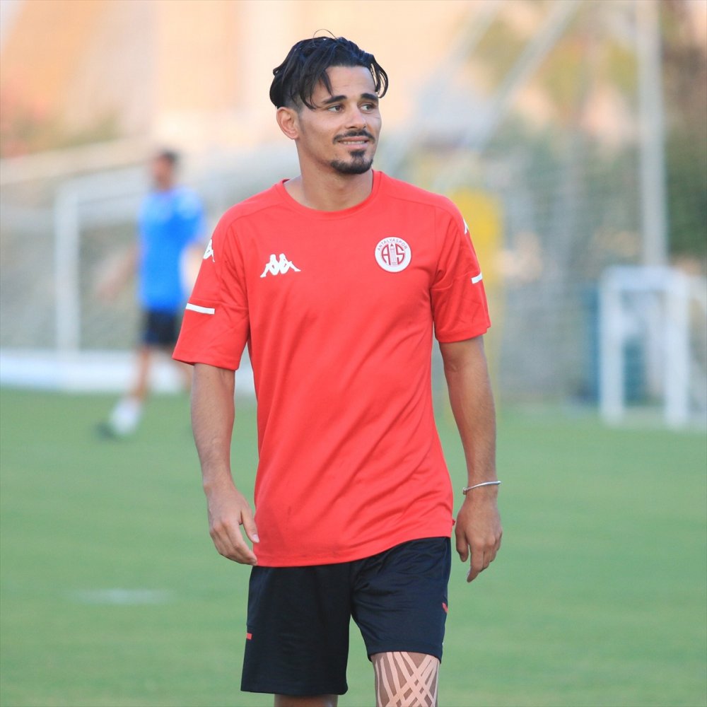 Nuri Şahin, Antalyaspor İle İlk Antrenmanına Çıktı