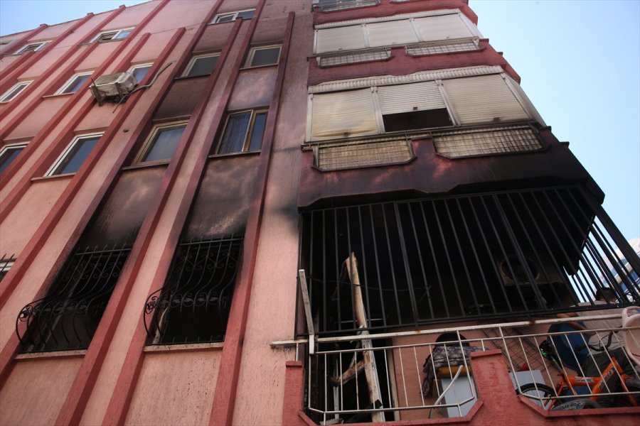 Apartman Dairesinde Çıkan Yangın Hasara Yol Açtı