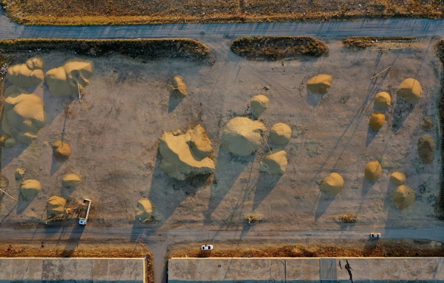 Konya Ovası'nda Hububattaki Verim Ve Fiyat Artışı Çiftçinin Yüzünü Güldürdü