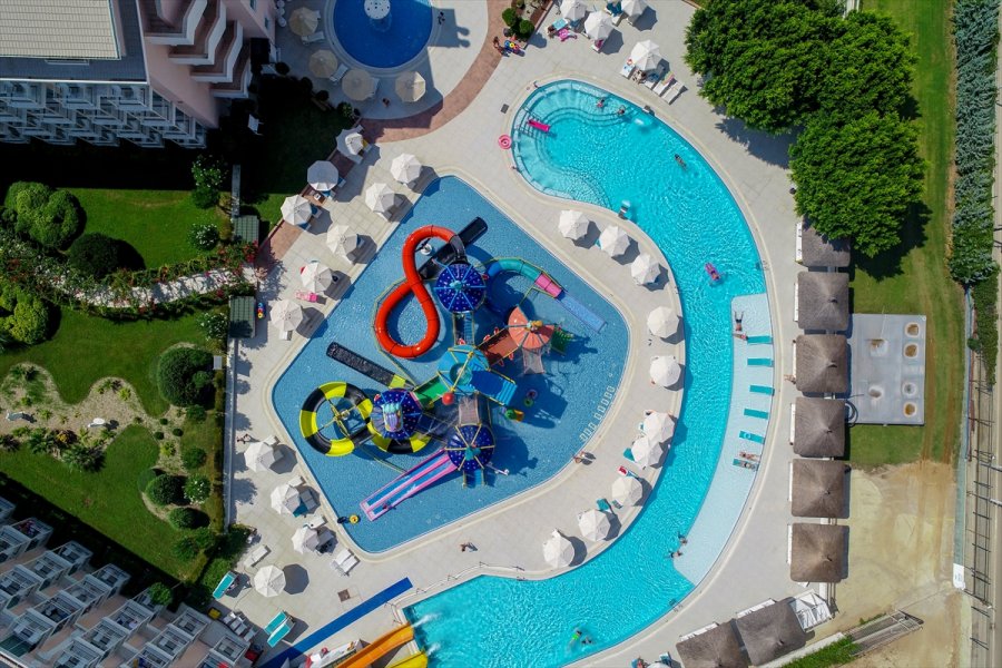 Turizmde Yıl Sonuna Kadar Canlılık Beklentisi