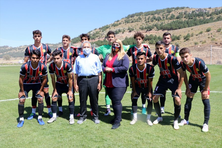 Erciyes'te Yüksek İrtifa Kamp Merkezi Hizmete Girdi