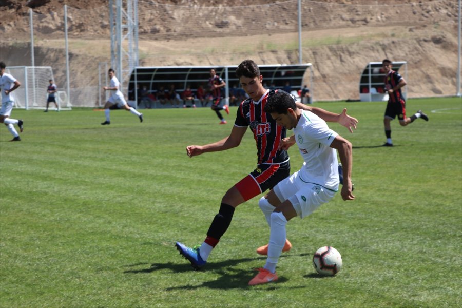 Erciyes'te Yüksek İrtifa Kamp Merkezi Hizmete Girdi