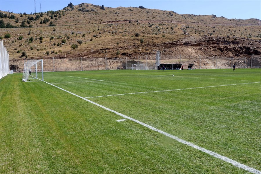 Erciyes'te Yüksek İrtifa Kamp Merkezi Hizmete Girdi