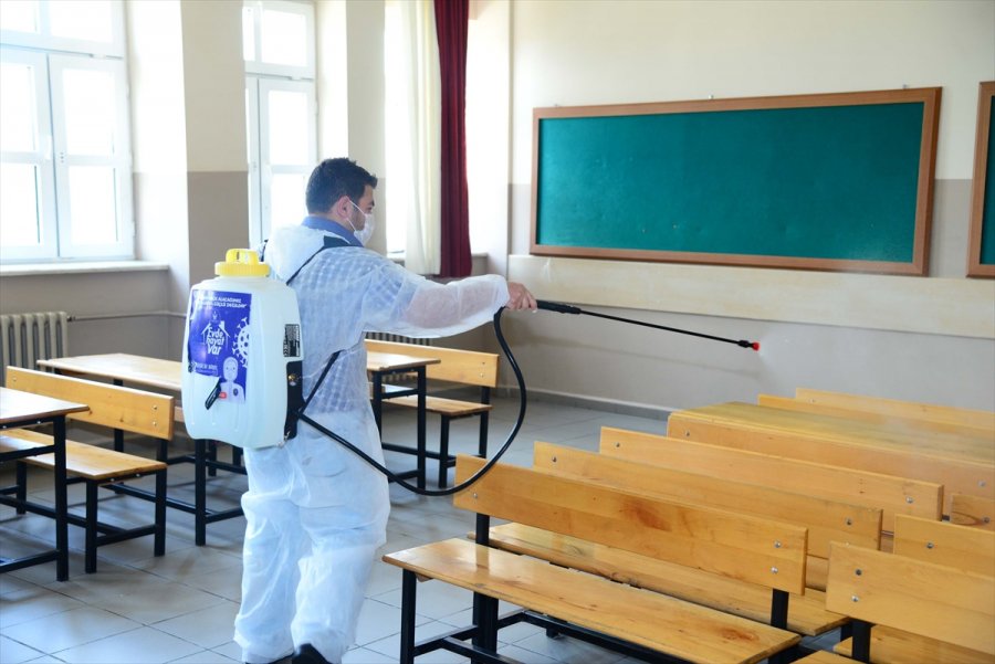 Kahramankazan'da Okullarda Kovid-19 Tedbirleri