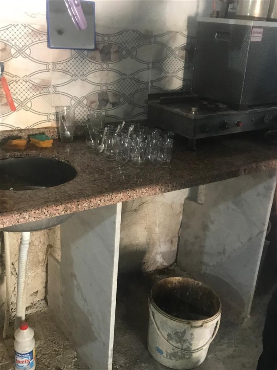 Karaman'da Kahvehanede Oyun Oynayanlara Para Cezası