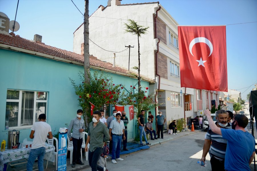 Mersin'deki Otobüs Kazasında Yaralanan Askerlerden Biri Şehit Oldu